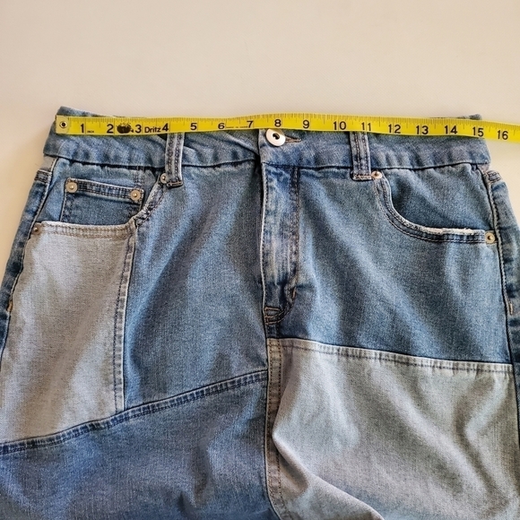 7162 * No Boundaries Patchwork Denim Mini Skirt Size 15 - Picture 8 of 8